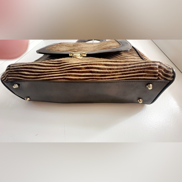 Elaine Turner Satchel African Antelope Hair 15” x 11” Retail $695 - Picture 8 of 15